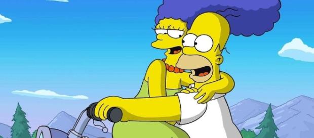 Conociendo más detalles de Marge Simpson Conociendo más detalles de Marge Simpson