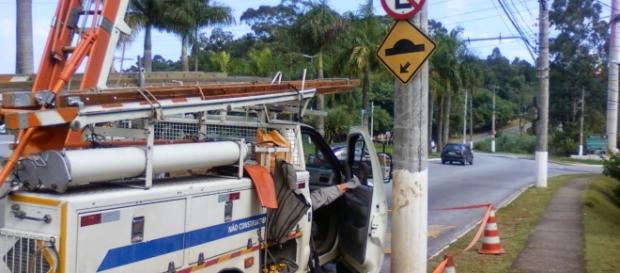 Concessionária demora em média de 6 a 8 horas para atender os chamados Concessionária demora em média de 6 a 8 horas para atender os chamados