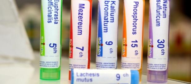La Medicina Integrativa combina la medicina occidental con homeopatía, acupuntura y osteopatía La Medicina Integrativa combina la medicina occidental con homeopatía, acupuntura y osteopatía