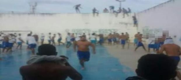 Rebelião na Penitenciária de Alcaçu motivada por ódio e terror. Rebelião na Penitenciária de Alcaçu motivada por ódio e terror.