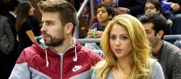 Shakira quer que Pique vá morar na Inglaterra Shakira quer que Pique vá morar na Inglaterra