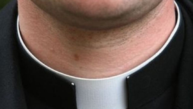 Il libro sui 200 preti pedofili d'Italia