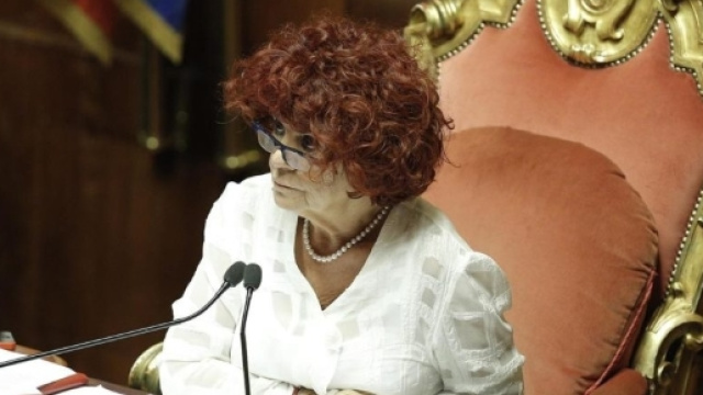 Scuola, deleghe e novit&agrave; 2017/18 per secondaria di I e II grado e infanzia