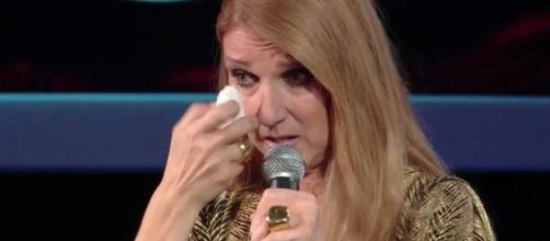 Céline Dion en larme dans une vidéo en hommage à René