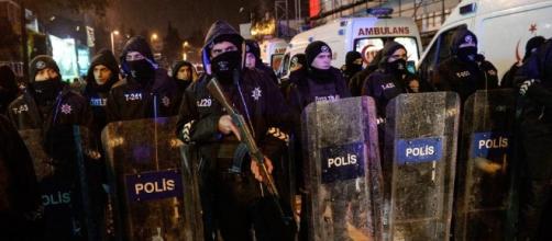 Moment terrorist dressed as Santa guns down 39 in Istanbul ... - thesun.co.uk