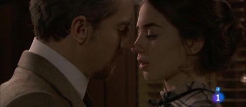 Acacias 38 - il primo appassionato bacio di Teresa e Mauro