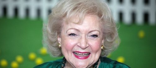 Betty White turn 95 - Photo: Blasting News Library - eyeopenertv.com