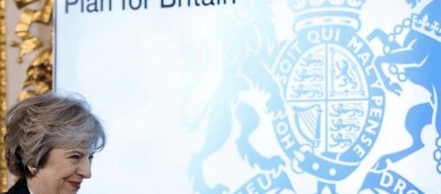 Le Royaume-Uni rompt avec les instances européennes mais veut préserver l'union douanière... Mais quelles contreparties avancera-t-il ? Le Royaume-Uni rompt avec les instances européennes mais veut préserver l'union douanière... Mais quelles contreparties avancera-t-il ?