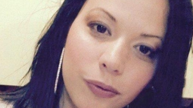 Raffaella muore per una crisi epilettica.