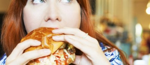 7 cibi che dovresti smettere di mangiare
