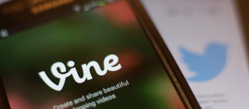 After service closure, Vine website becomes archive, but cannot upload nor DL anymore. / Photo from 'TIME' - time.com