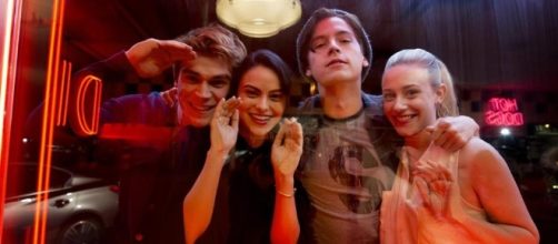 'Riverdale' cast KJ Apa (Archie), Camila Mendes (Veronica), Cole Sprouse (Jughead) & Lili Reinhart (Betty) / Photo from 'Zetaboards' - zetaboards.com