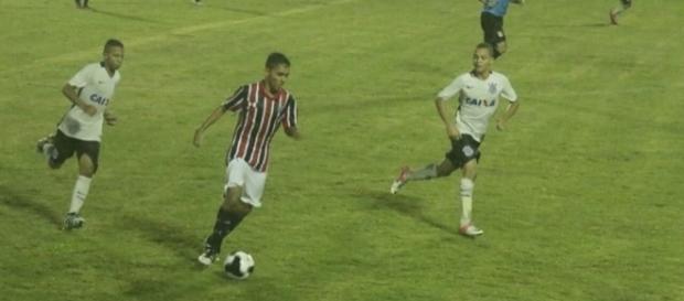 Chuva atrapalhou o bom andamento do clássico em Votorantim Chuva atrapalhou o bom andamento do clássico em Votorantim