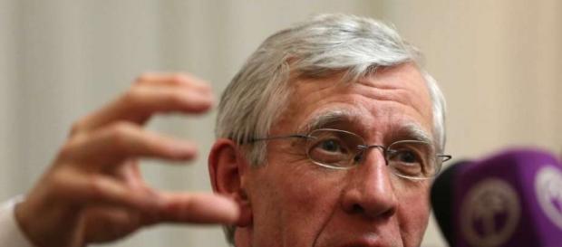 Ex-UK foreign secretary faces legal action in rendition case - SFGate - sfgate.com Ex-UK foreign secretary faces legal action in rendition case - SFGate - sfgate.com
