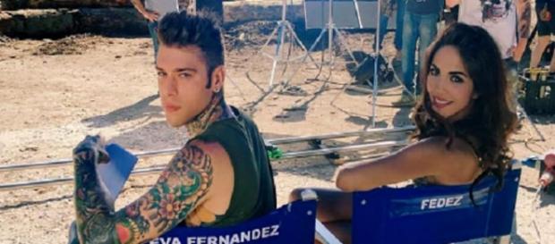 Fedez e Rocio Morales troppo affiatati? Sul set arriva Raoul Bova - zazoom.it Fedez e Rocio Morales troppo affiatati? Sul set arriva Raoul Bova - zazoom.it