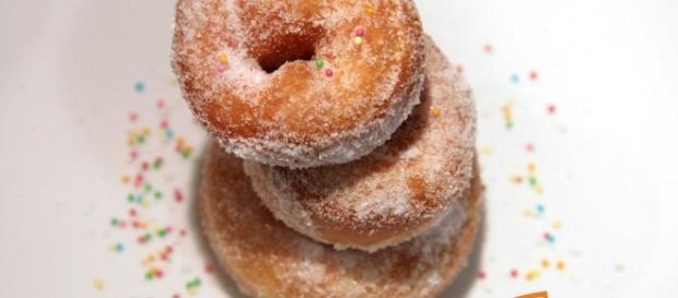 Graffe di Carnevale | Ricette della Nonna - ricettedellanonna.net Graffe di Carnevale | Ricette della Nonna - ricettedellanonna.net