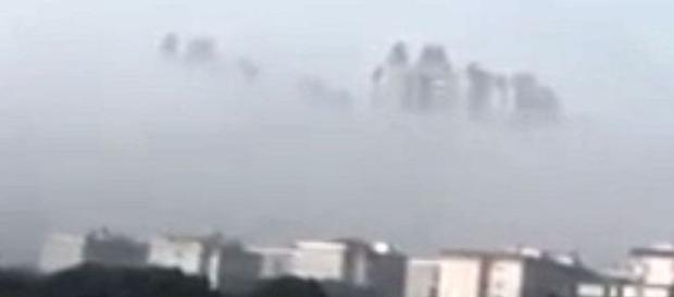Poluição era tanta, que chineses pensaram se tratar de uma cidade fantasma (孙彦) Poluição era tanta, que chineses pensaram se tratar de uma cidade fantasma (孙彦)