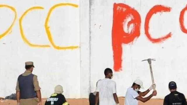 Carcere di Alca&ccedil;us, da sabato scorso &egrave; stato teatro di violenze che hanno causato 26 morti tra gang rivali ( photo: correio braziliense)