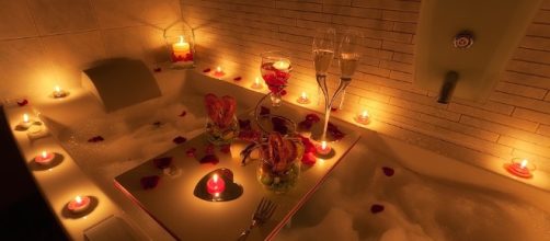 Jacuzzi in love.....per San Valentino l'aperitivo è in vasca ... - ilcucinale.com
