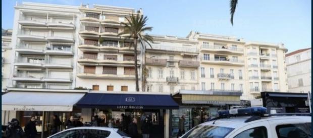 Braquage à 15 millions sur la Croisette Braquage à 15 millions sur la Croisette