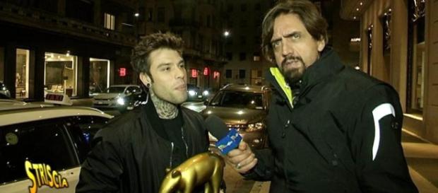 Fedez incassa il terzo Tapiro d'oro Fedez incassa il terzo Tapiro d'oro