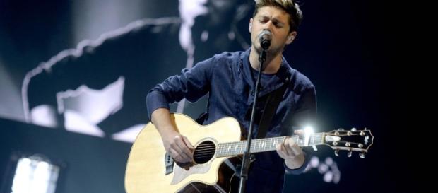 One Direction star Niall Horan performs FIRST live solo gig at BBC ... - mirror.co.uk One Direction star Niall Horan performs FIRST live solo gig at BBC ... - mirror.co.uk