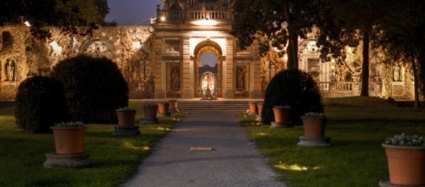 Villa Litta è stata location dell'amore tra Renzo e Lucia Villa Litta è stata location dell'amore tra Renzo e Lucia