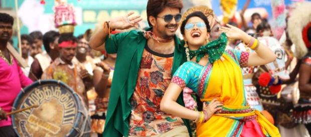 Actor Vijay Bairavaa Bairavaa trailer- vijayfansclub.com Actor Vijay Bairavaa Bairavaa trailer- vijayfansclub.com