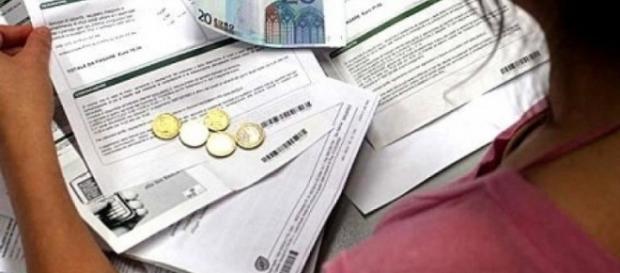 Codacons e Federconsumatori prevedono aumenti su tutto nel 2017 Codacons e Federconsumatori prevedono aumenti su tutto nel 2017