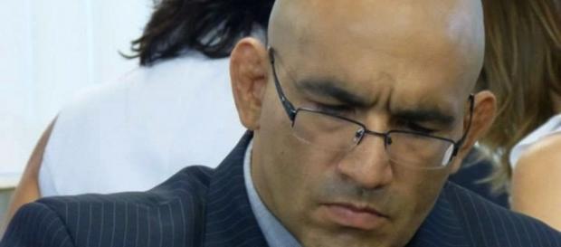 Juiz Luís Carlos Valois participou de negociação em rebelião no Amazonas Juiz Luís Carlos Valois participou de negociação em rebelião no Amazonas