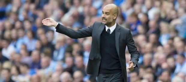 Pep Guardiola's tactics dazzle journalists on Manchester City's ... - mancity.com Pep Guardiola's tactics dazzle journalists on Manchester City's ... - mancity.com