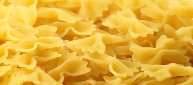 Ricetta rivisitata delle farfalle appetitose. Ricetta rivisitata delle farfalle appetitose.