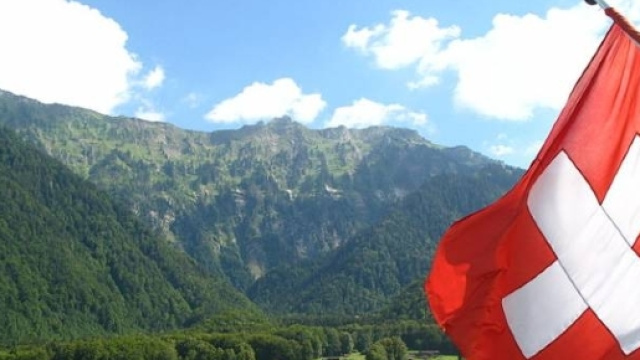 Svizzera, il reddito di base estratto a sorte