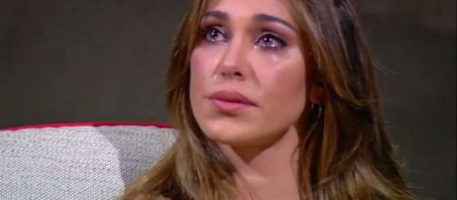 Belen Rodriguez piange a C'è posta per te