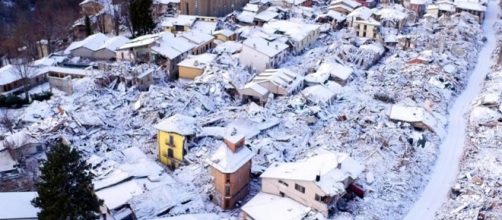 Terremoto e neve, Centro Italia in ginocchio: almeno un morto e un ... - lastampa.it