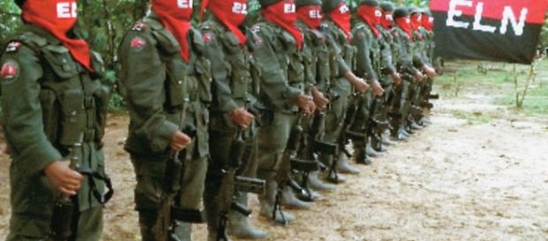El Eln luego de 52 años combatiendo se espera que inicien un proceso de paz con el gobierno de Colombia El Eln luego de 52 años combatiendo se espera que inicien un proceso de paz con el gobierno de Colombia