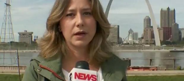 Repórter da GloboNews 'se engana' ao entrevistar Vesgo, do 'Pânico' Repórter da GloboNews 'se engana' ao entrevistar Vesgo, do 'Pânico'