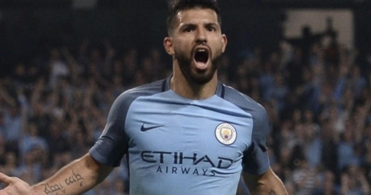 Sergio Aguero extends his contract with Manchester City