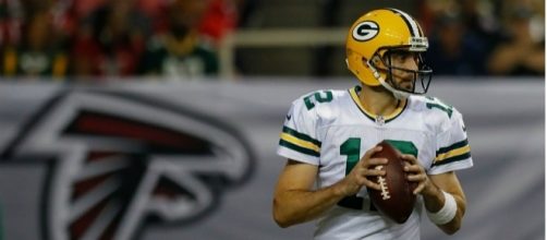 Aaron Rodgers and the Packers battle Matt Ryan and the Falcons in Sunday's NFC Championship. (Image via Blasting News image library - inquisitr.com)