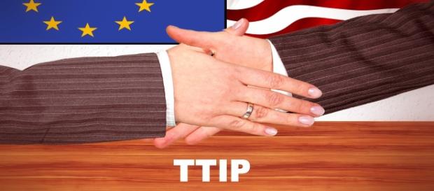 Controversatul Parteneriat Transatlantic pentru Comerț și Investiții (TTIP) între SUA și UE este pus sub semnul întrebării Controversatul Parteneriat Transatlantic pentru Comerț și Investiții (TTIP) între SUA și UE este pus sub semnul întrebării