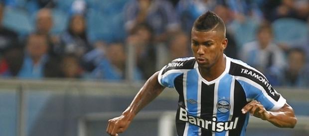 Grêmio acerta a venda do volante Walace para o Hamburgo (Reprodução/Lucas Uendel) Grêmio acerta a venda do volante Walace para o Hamburgo (Reprodução/Lucas Uendel)