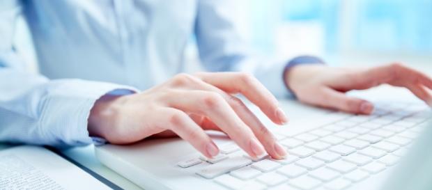 Offerte lavoro per laureati in Giurisprudenza: tirocini retribuiti. Offerte lavoro per laureati in Giurisprudenza: tirocini retribuiti.