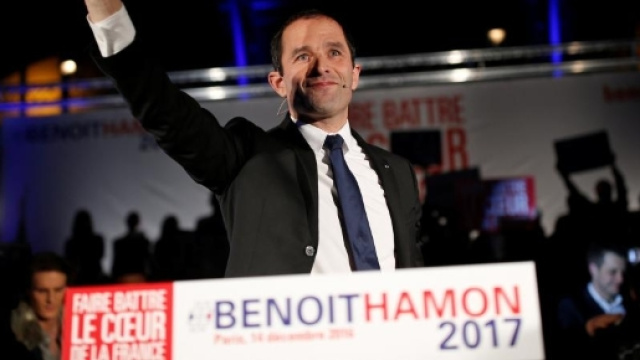 Il Renzi di Francia perde il primo turno delle primarie socialiste ... - investireoggi.it