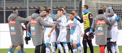 Il Napoli vittorioso a San Siro con i gol di Insigne e Callejon