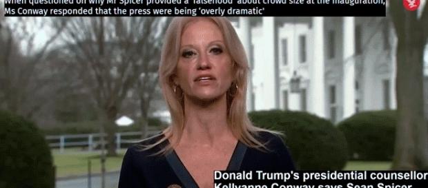 La Novlangue du Ministère de la Vérité de George Orwell est désormais le langage de la présidence de Donald Trump, adepte des ''faits alternatifs'' La Novlangue du Ministère de la Vérité de George Orwell est désormais le langage de la présidence de Donald Trump, adepte des ''faits alternatifs''