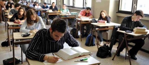 MATURITÀ 2017 – Ecco le simulazioni della seconda prova | Liveunict - liveuniversity.it MATURITÀ 2017 – Ecco le simulazioni della seconda prova | Liveunict - liveuniversity.it