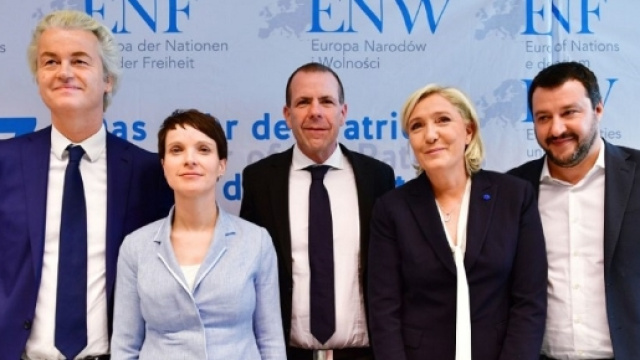 I leader dell'ultradestra europea riuniti al vertice di Coblenza