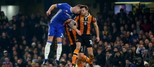 Premier League, Ryan Mason in pericolo di vita