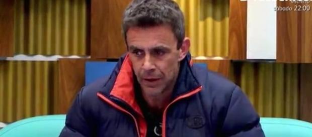 Alonso Caparró pide abandonar la Casa por estos motivos Alonso Caparró pide abandonar la Casa por estos motivos