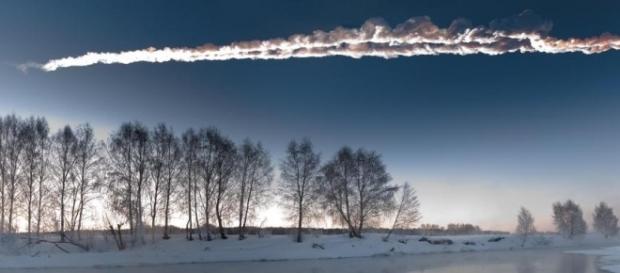 Explosión del meteorito Cheliábinsk en Rusia Explosión del meteorito Cheliábinsk en Rusia